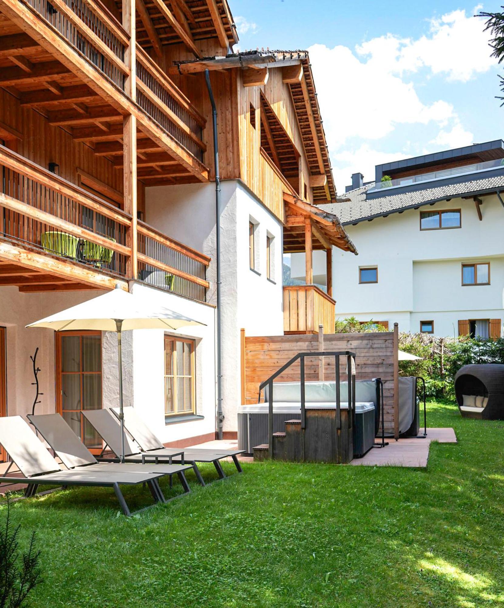 Liondes Chalets San Vigilio Di Marebbe Exterior photo