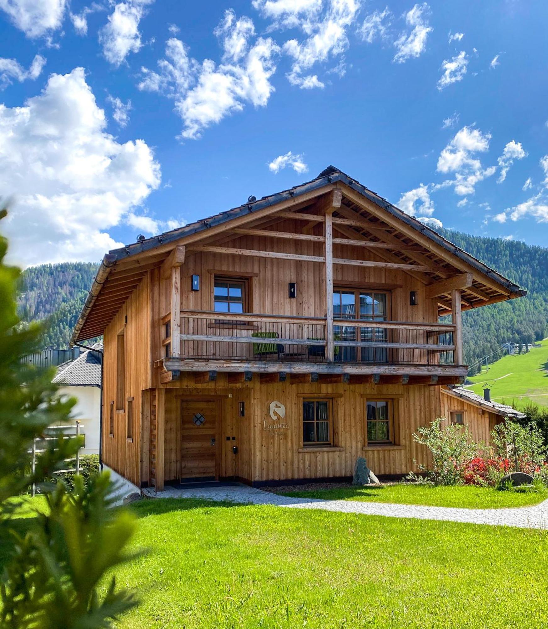 Liondes Chalets San Vigilio Di Marebbe Exterior photo